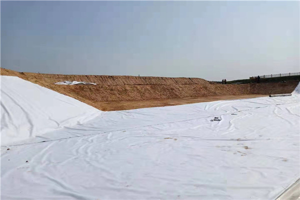 垃圾填埋场用什么样的麻豆最新网址